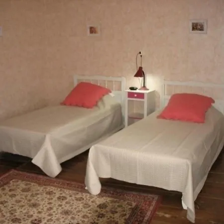 Holiday home House Gentillou Barbast Mielan
